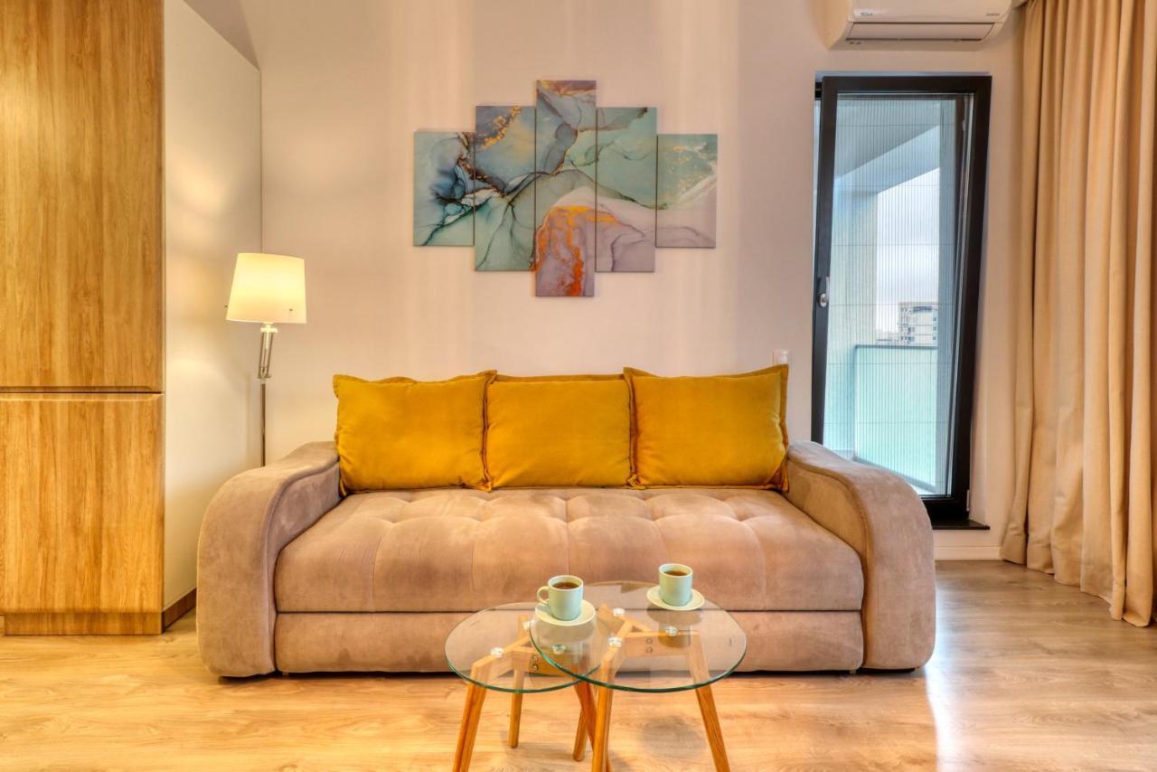 Relaxation Station - My Charming, Cosy&Inviting Apt - Smart Thermostat - Private Parking - Ior Park - Long Term Price Cuts Bukarest Kültér fotó
