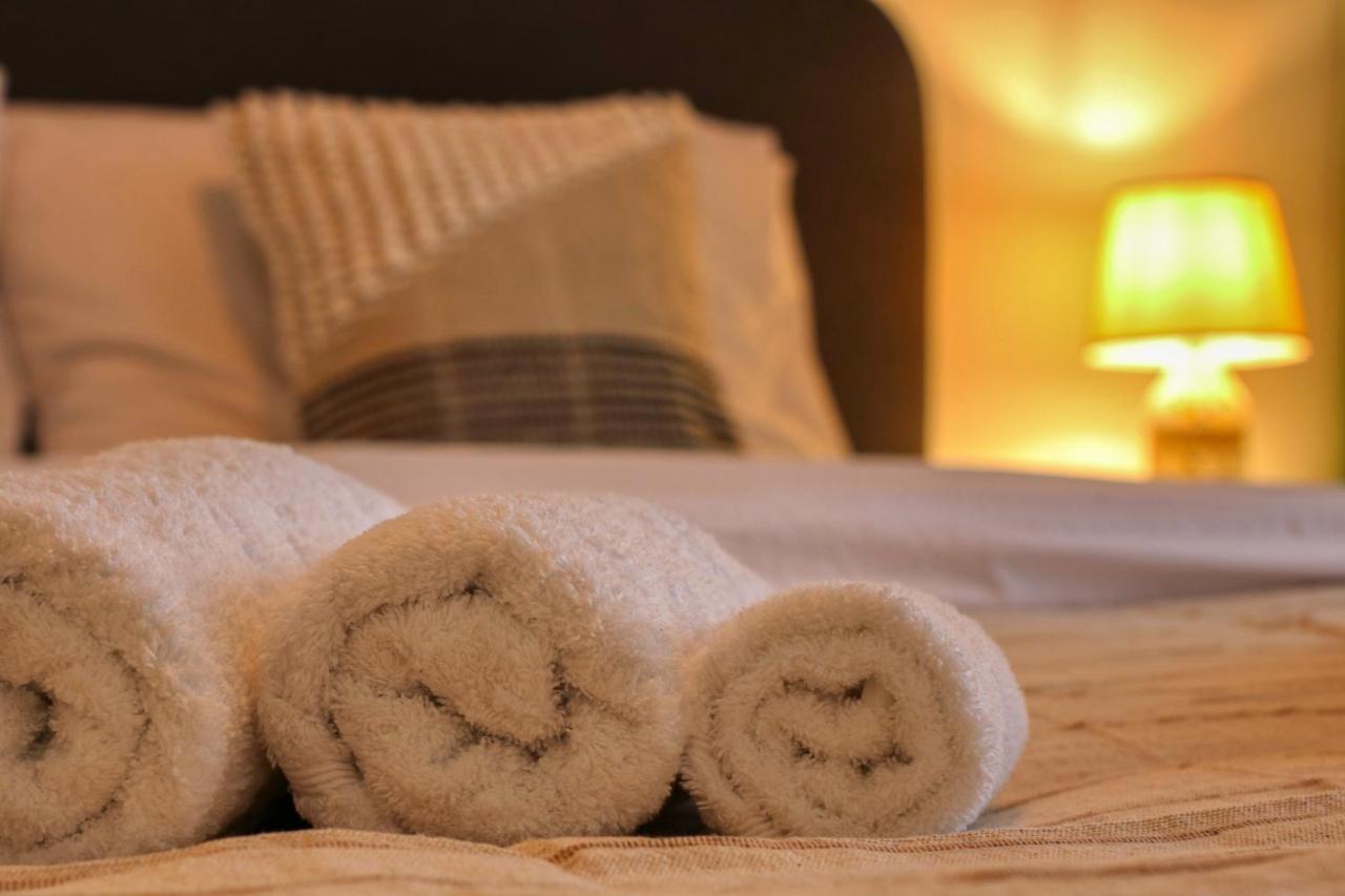 Relaxation Station - My Charming, Cosy&Inviting Apt - Smart Thermostat - Private Parking - Ior Park - Long Term Price Cuts Bukarest Kültér fotó