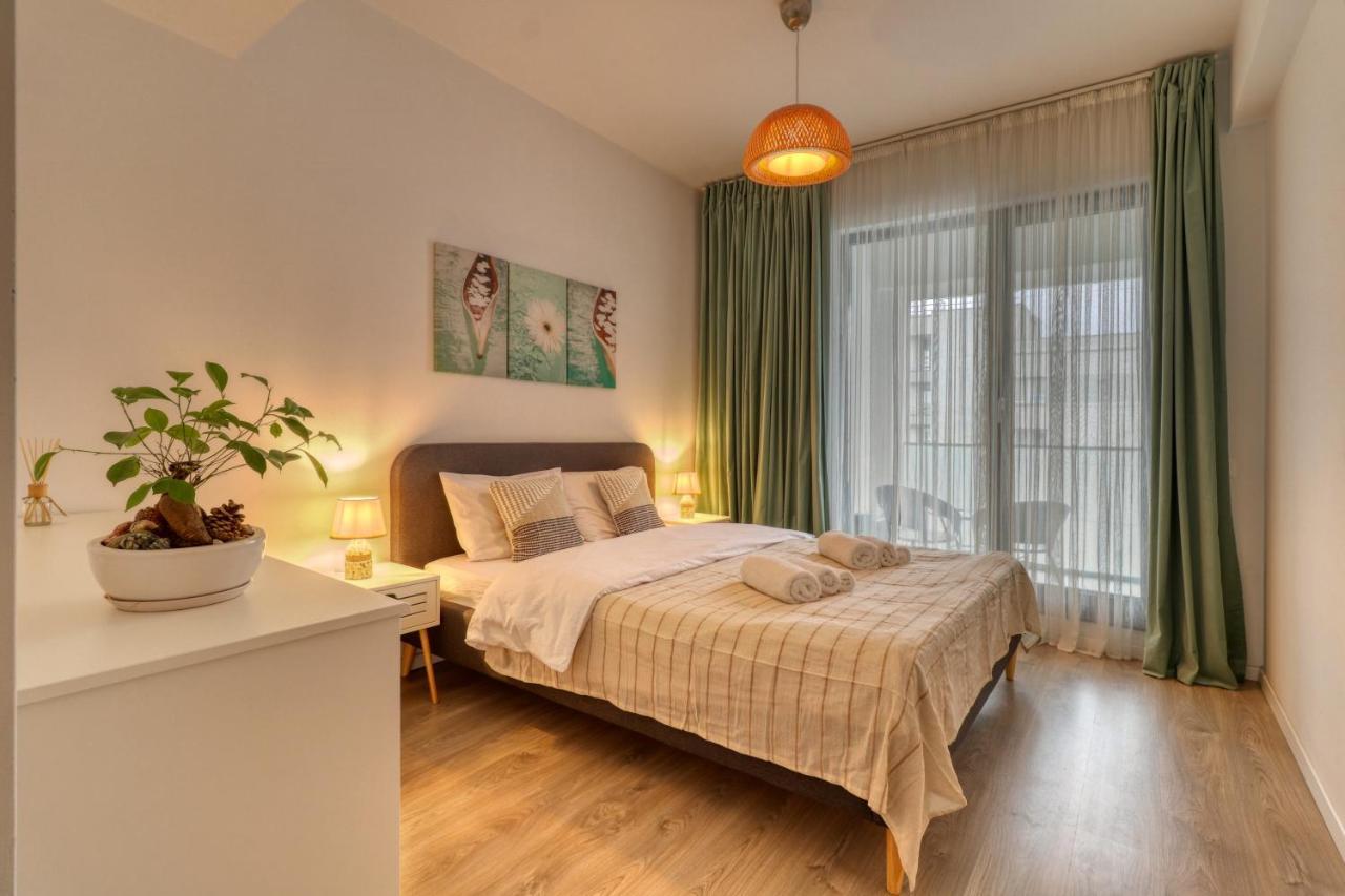 Relaxation Station - My Charming, Cosy&Inviting Apt - Smart Thermostat - Private Parking - Ior Park - Long Term Price Cuts Bukarest Kültér fotó