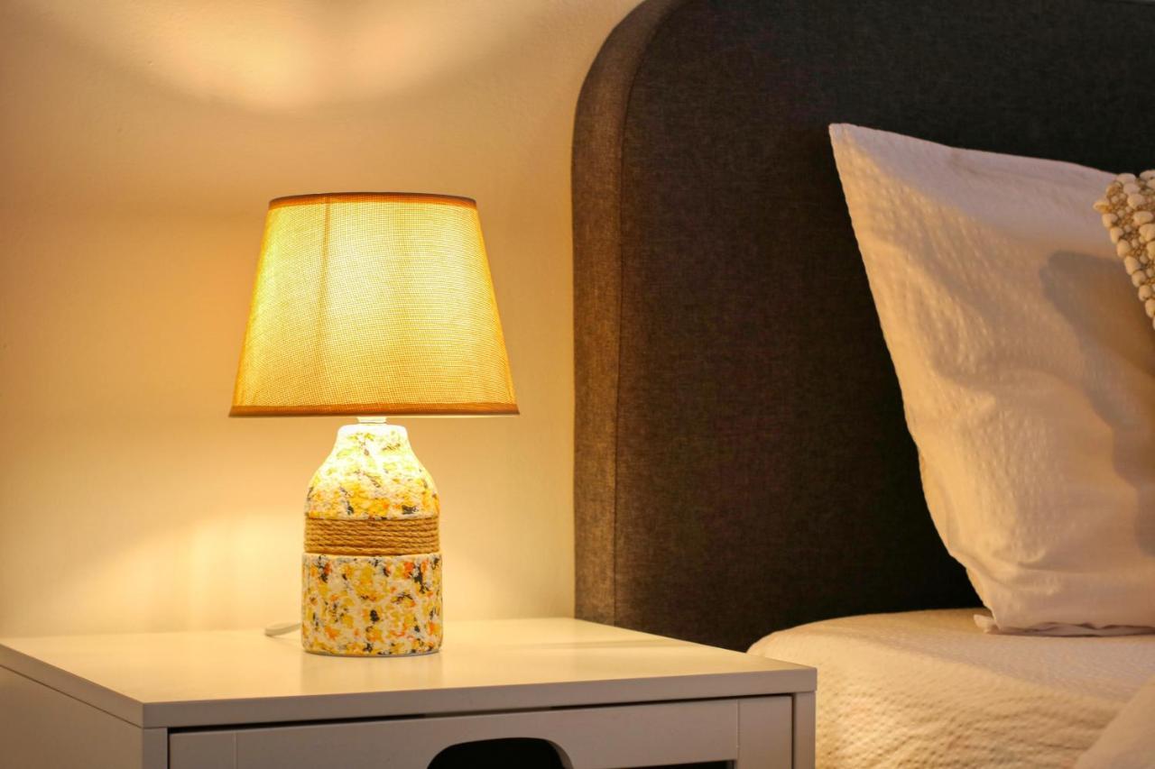 Relaxation Station - My Charming, Cosy&Inviting Apt - Smart Thermostat - Private Parking - Ior Park - Long Term Price Cuts Bukarest Kültér fotó